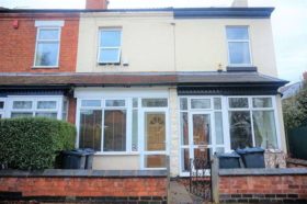 2 bedroom Detached t...